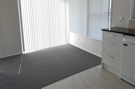 Photo of property in 1 Phillipa Place, Browns Bay, Auckland, 0630