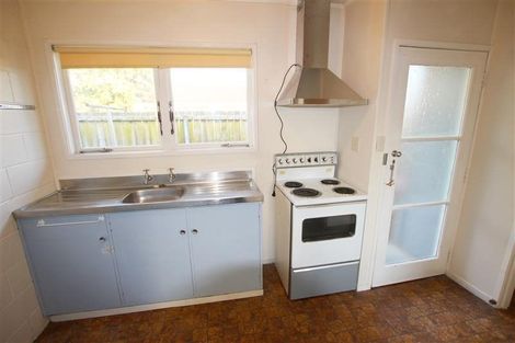 Photo of property in 3 Norman Spencer Drive, Papatoetoe, Auckland, 2104