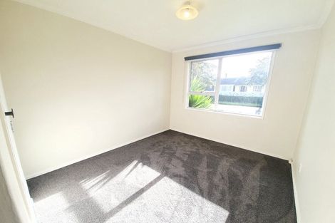 Photo of property in 24 Motuoapa Place, Kelvin Grove, Palmerston North, 4414