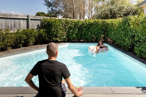 Photo of property in 27 Barbara Grove, Papamoa Beach, Papamoa, 3118