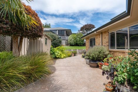 Photo of property in 7 Sunset Close, Western Heights, Hamilton, 3200