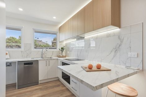 Photo of property in 2/4 Gothic Place, Ilam, Christchurch, 8041