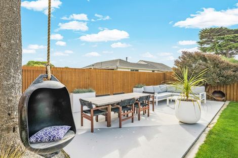 Photo of property in 10 Marine Parade, North New Brighton, Christchurch, 8083