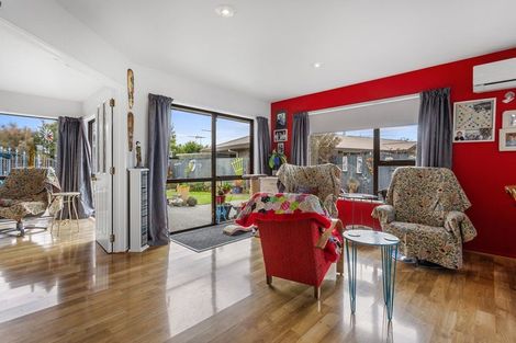 Photo of property in 11 Blakeley Place, Kaiapoi, 7630