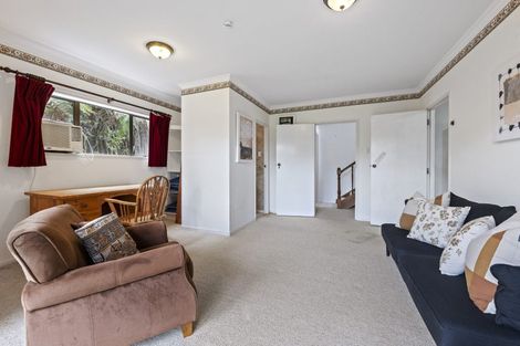 Photo of property in 16 Freeth Drive, Ridgewood, New Plymouth, 4371