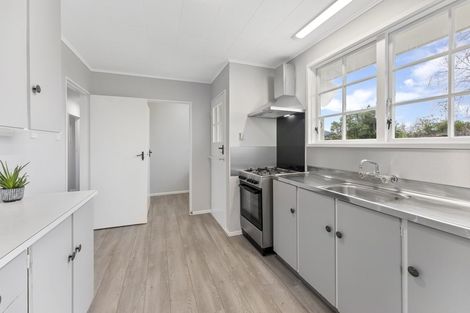 Photo of property in 56 Aniseed Grove, Timberlea, Upper Hutt, 5018