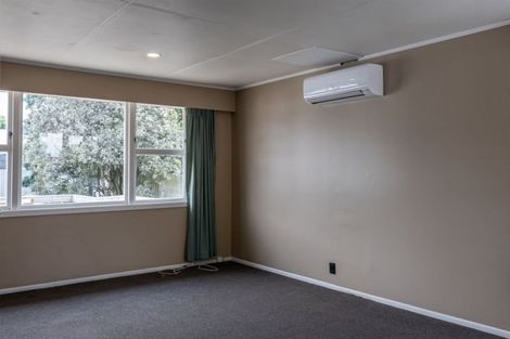 Photo of property in 40 Apollo Parade, Milson, Palmerston North, 4414
