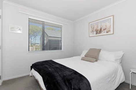 Photo of property in 50 Ocean View Rise, Ruakaka, 0116