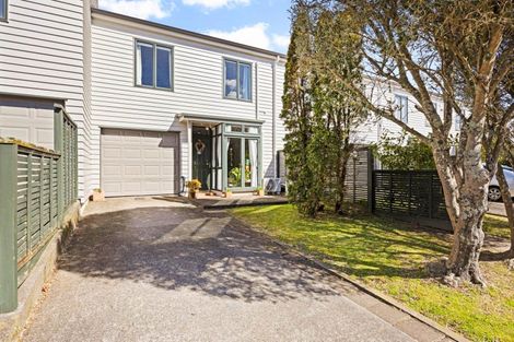 Photo of property in Tuscany Towers, 47/1 Ambrico Place, New Lynn, Auckland, 0600