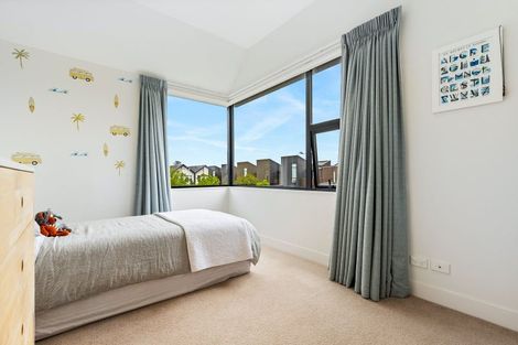 Photo of property in 10 Nevill Road, Hobsonville, Auckland, 0616