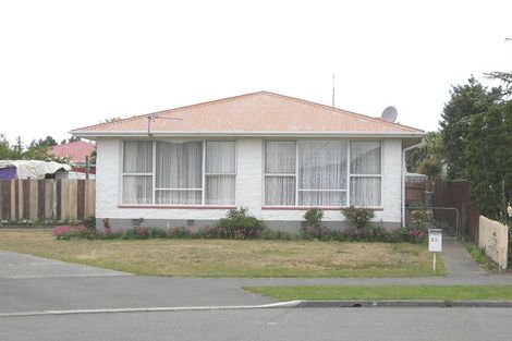 Photo of property in 25 Branksome Place, Parklands, Christchurch, 8083