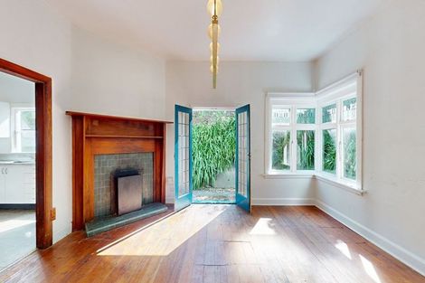 Photo of property in 2 Hataitai Road, Hataitai, Wellington, 6021