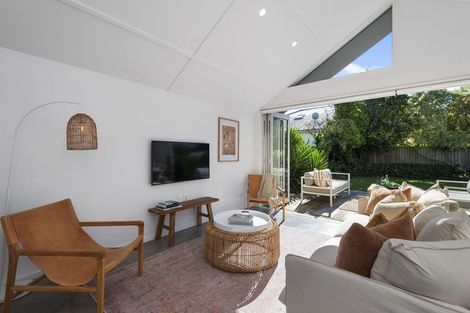 Photo of property in 15 Randall Street, Richmond, Christchurch, 8013