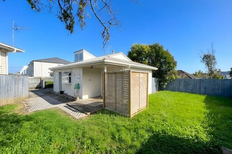 Photo of property in 70 Barrack Road, Mount Wellington, Auckland, 1060