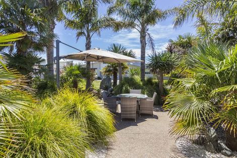 Photo of property in 26 Taumata Road, Omaha, Warkworth, 0986