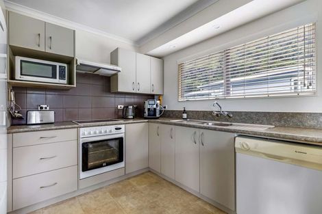 Photo of property in 17 Division Street, Matata, Whakatane, 3194