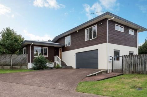 Photo of property in 67 Gosford Drive, Botany Downs, Auckland, 2010