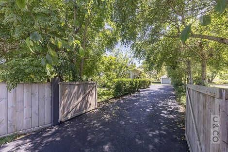 Photo of property in 74 Awaroa Road, Helensville, 0800