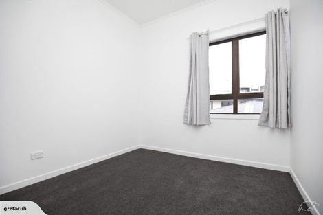 Photo of property in 2 Chalfont Street, Mangere East, Auckland, 2024