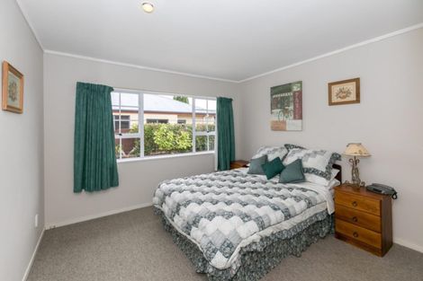 Photo of property in 19a Sandwich Road, St Andrews, Hamilton, 3200