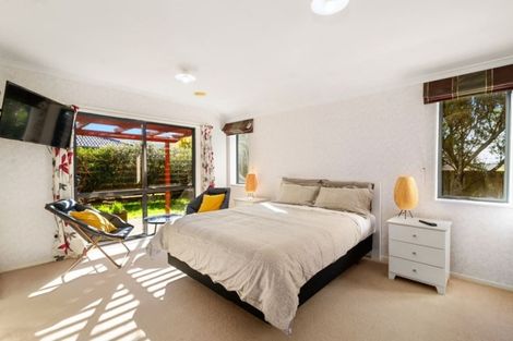 Photo of property in 33 Hoyte Place, Pukehangi, Rotorua, 3015