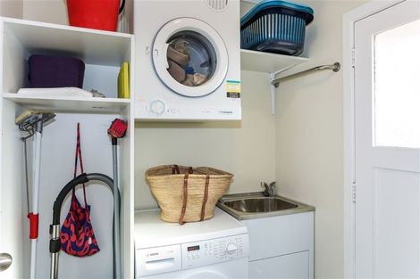 Photo of property in 6a Kelvin Road, Papakura, 2110