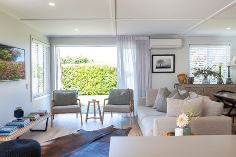 Photo of property in 19 Harper Road, Waimarama, 4294