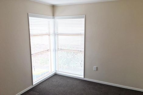 Photo of property in 32a Gills Avenue, Papakura, 2110