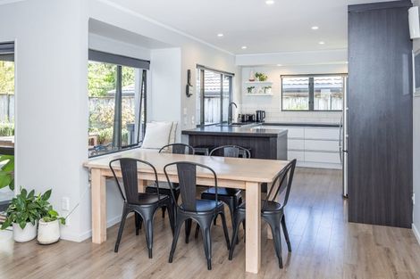 Photo of property in 33 Ayrshire Drive, Grandview Heights, Hamilton, 3200