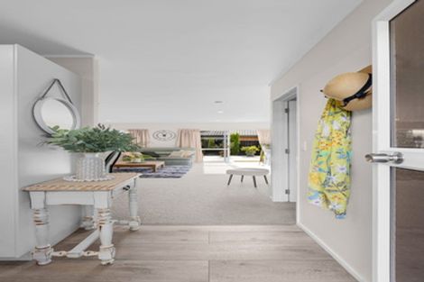 Photo of property in 3b Mcgowan Place, Orewa, 0931