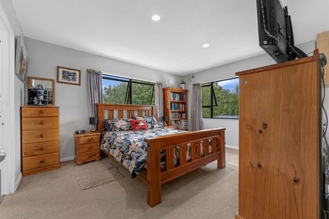 Photo of property in 120b Triangle Road, Massey, Auckland, 0614