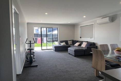 Photo of property in 94 Pragma Rise, Huntington, Hamilton, 3210