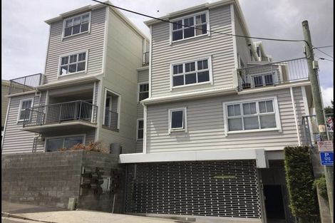 Photo of property in 8l Finlay Terrace, Mount Cook, Wellington, 6021