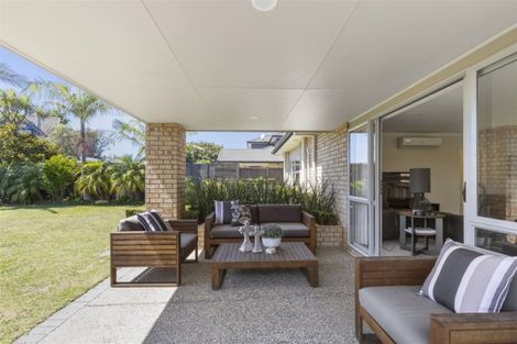 Photo of property in 25 Pine Harbour Parade, Beachlands, Auckland, 2018