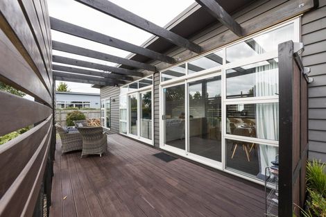 Photo of property in 58a Exeter Crescent, Takaro, Palmerston North, 4412