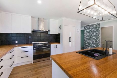 Photo of property in 2017 Rings Road, Coromandel, 3506