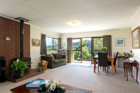 Photo of property in 103b Milton Terrace, Picton, 7220