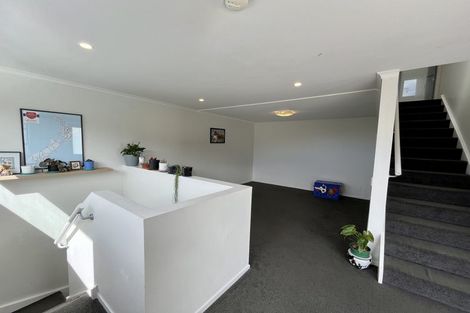 Photo of property in 2/127 Raroa Road, Aro Valley, Wellington, 6012
