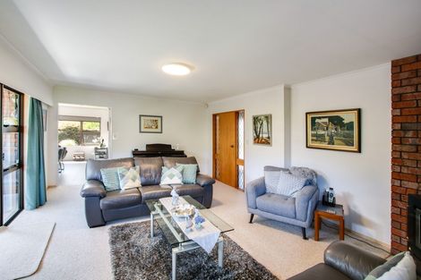 Photo of property in 1/100 Avondale Road, Taradale, Napier, 4112