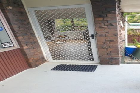 Photo of property in 4/110 Vodanovich Road, Te Atatu South, Auckland, 0610