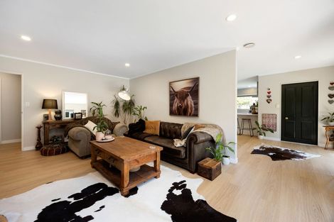 Photo of property in 28 Bouverie Crescent, Flagstaff, Hamilton, 3210