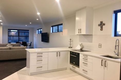 Photo of property in 54 Bowhill Road, New Brighton, Christchurch, 8083