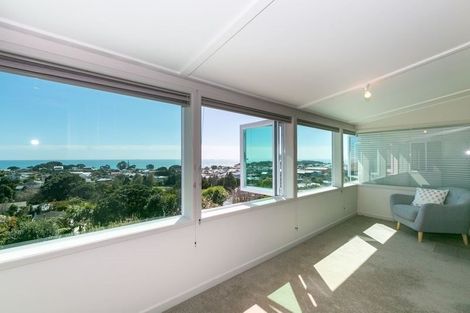 Photo of property in 374 Devon Street West, Lynmouth, New Plymouth, 4310