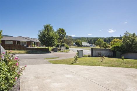 Photo of property in 1 Tui Drive, Picton, 7220