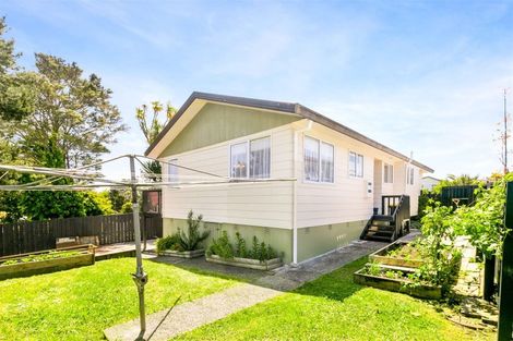 Photo of property in 1/12 Borich Road, Sunnyvale, Auckland, 0612
