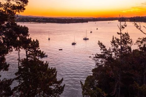 Photo of property in 170 Attwood Road, Paremoremo, Auckland, 0632