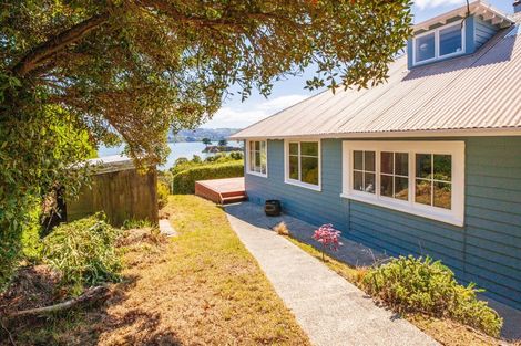 Photo of property in 31 Waikana Street, Broad Bay, Dunedin, 9014