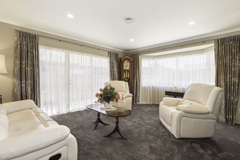 Photo of property in 8 Doneraille Place, Bethlehem, Tauranga, 3110