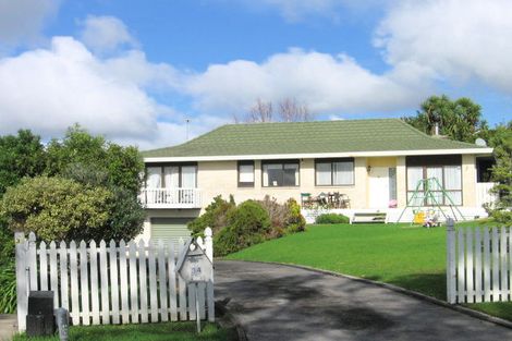 Photo of property in 39 Rushden Terrace, Red Beach, 0932