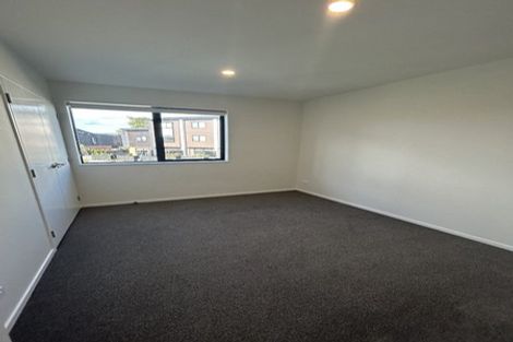 Photo of property in 9/327 Glengarry Road, Glen Eden, Auckland, 0602